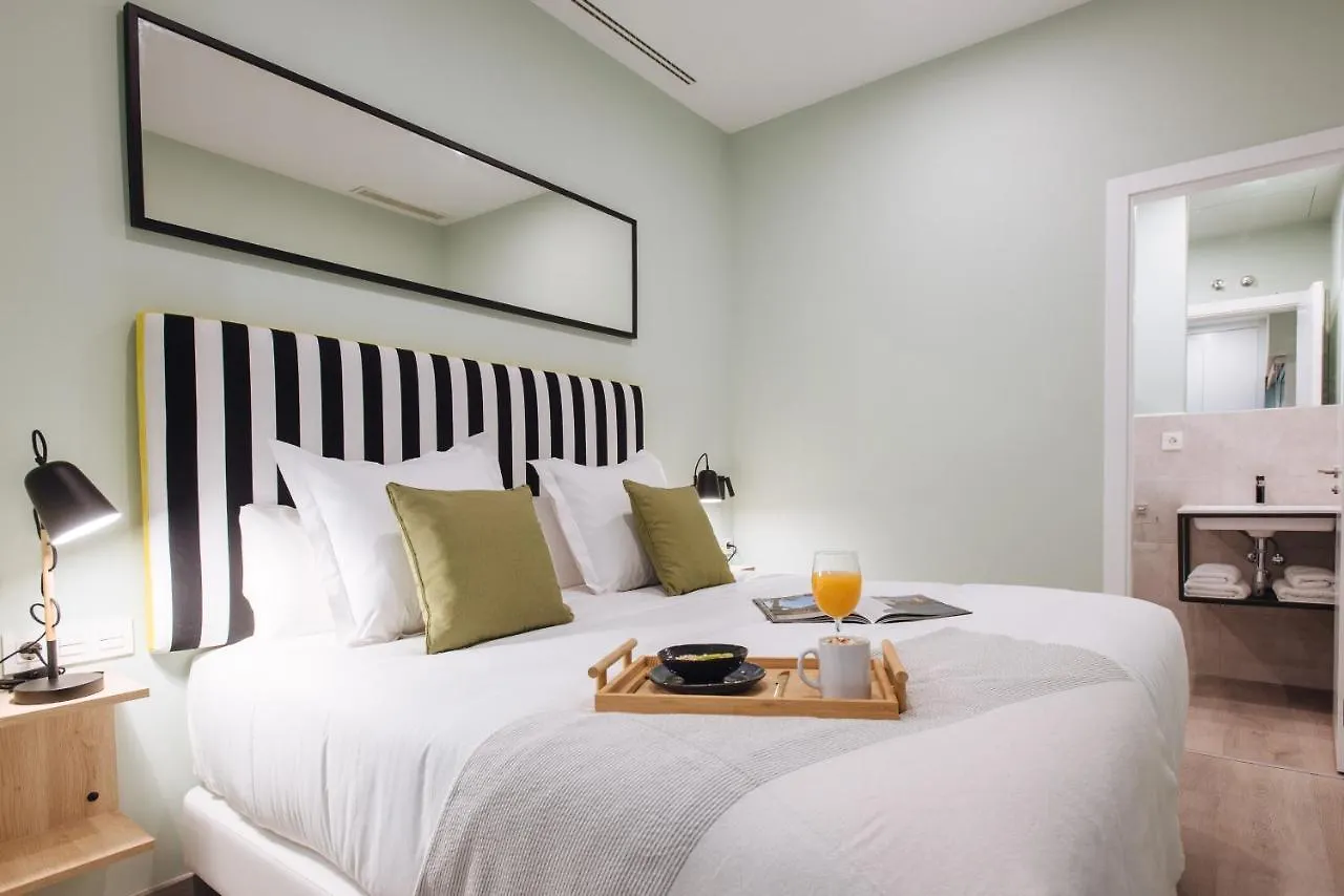 Sercotel Sevilla Guadalquivir Suites 0*, セビリア