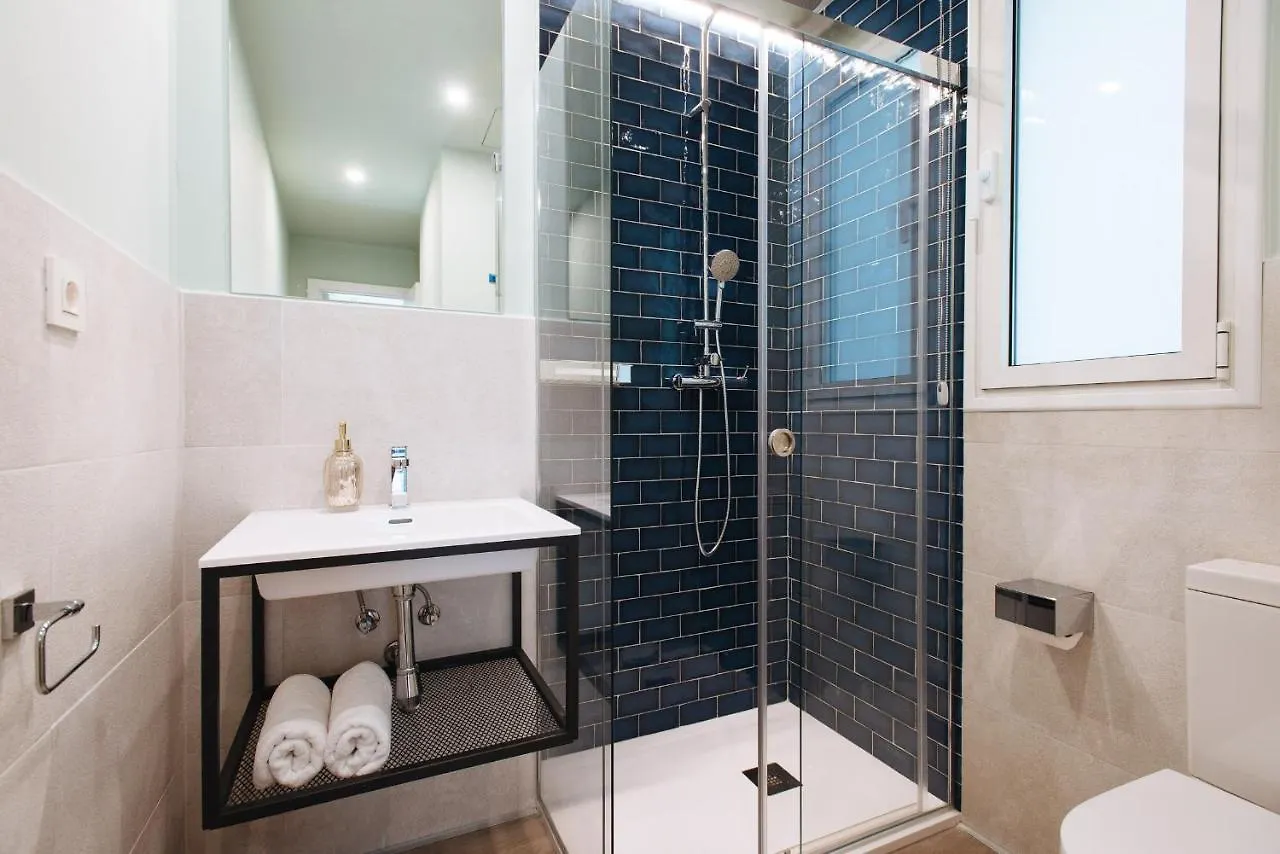 アパート Sercotel Sevilla Guadalquivir Suites スペイン