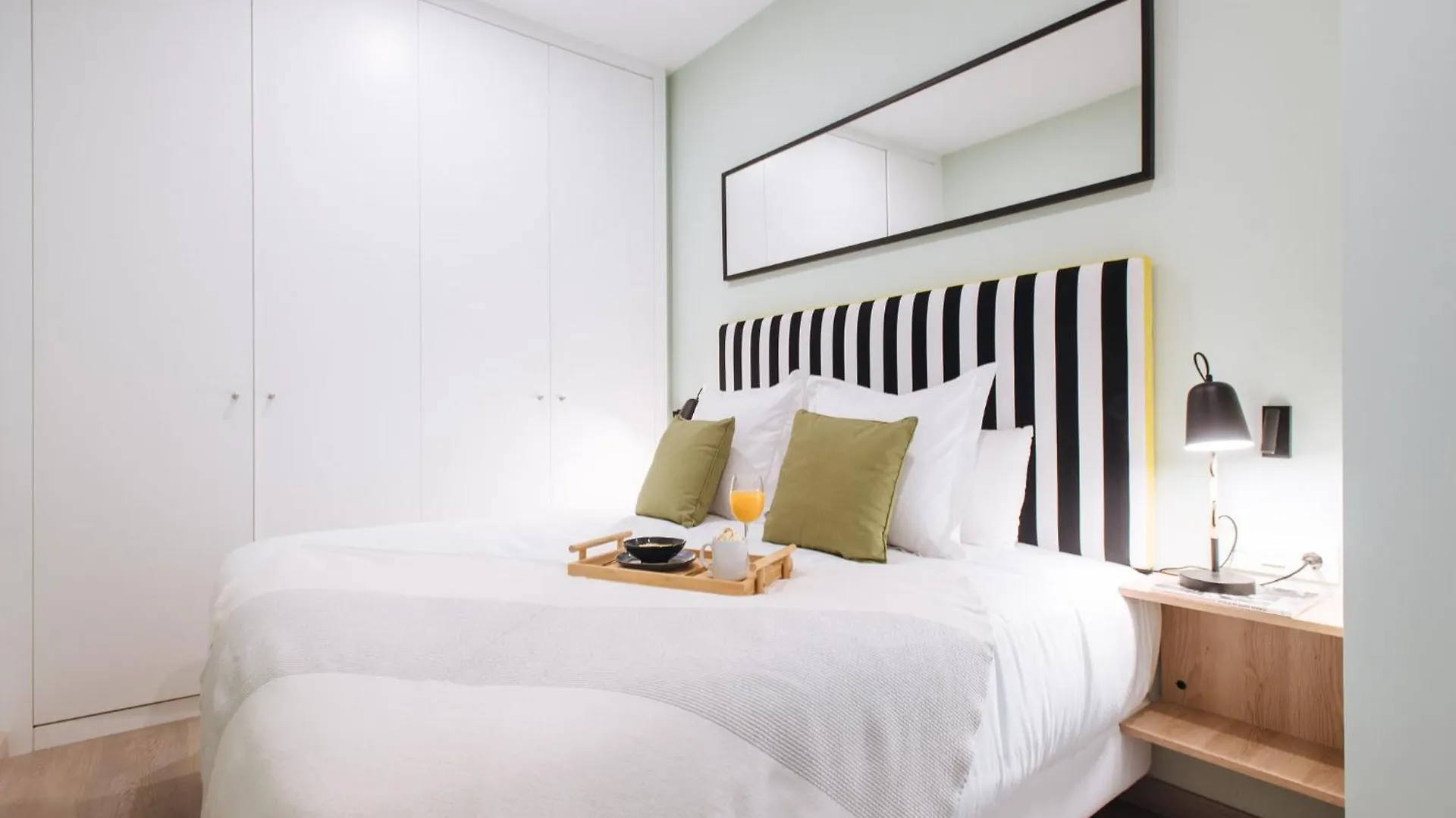 Apartment Sercotel Sevilla Guadalquivir Suites Spain