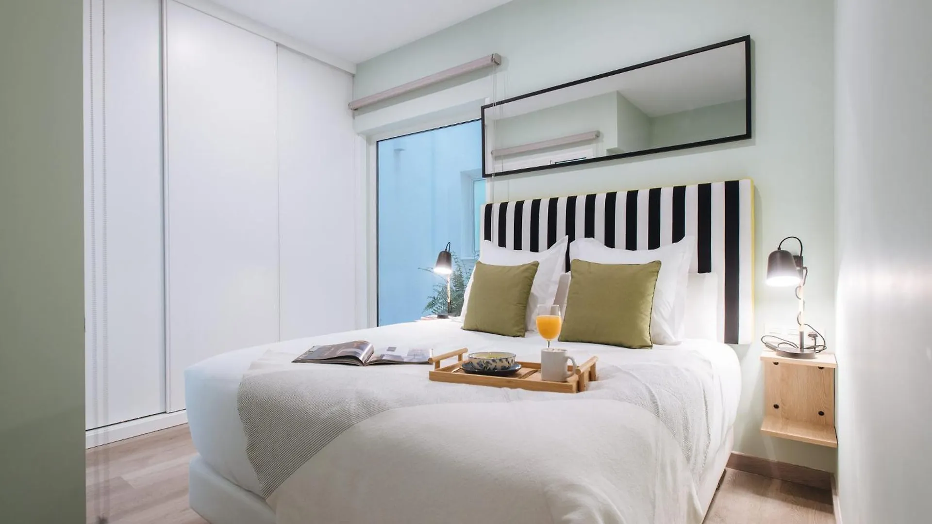 Sercotel Sevilla Guadalquivir Suites アパート