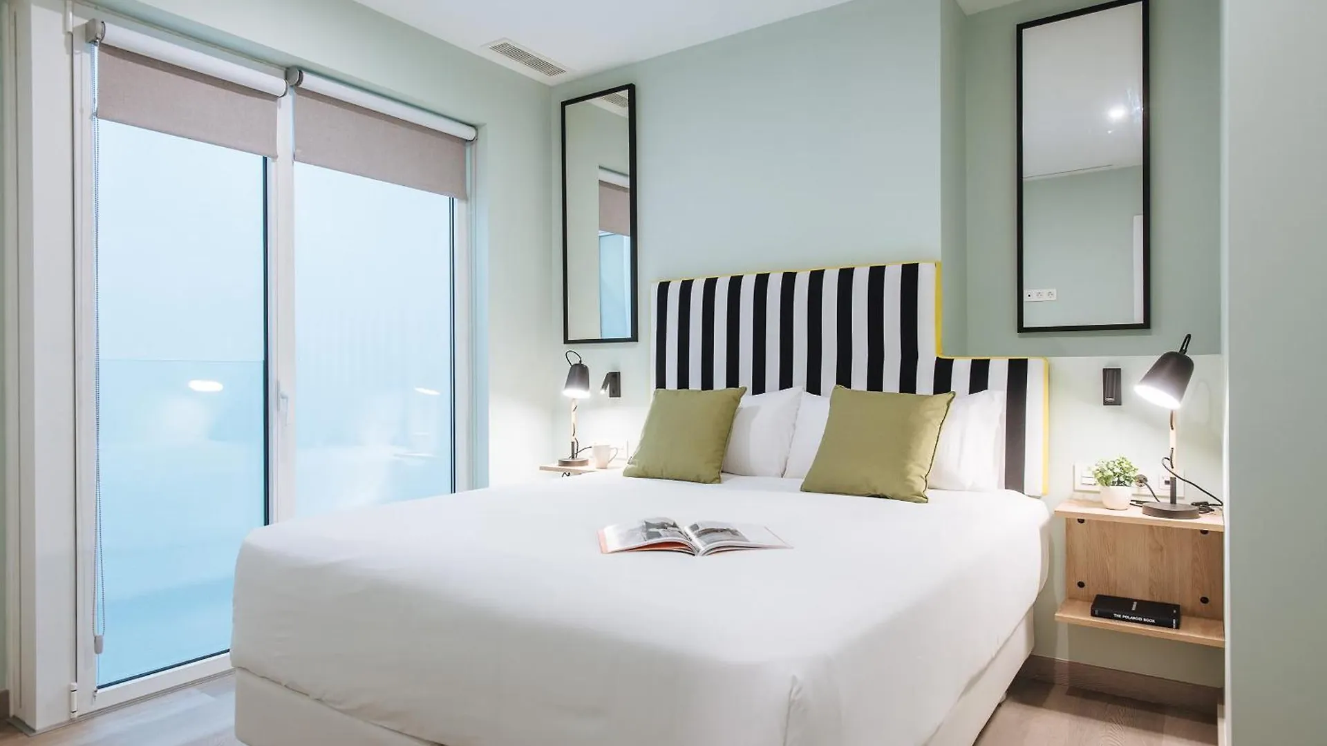 Sercotel Sevilla Guadalquivir Suites Seville