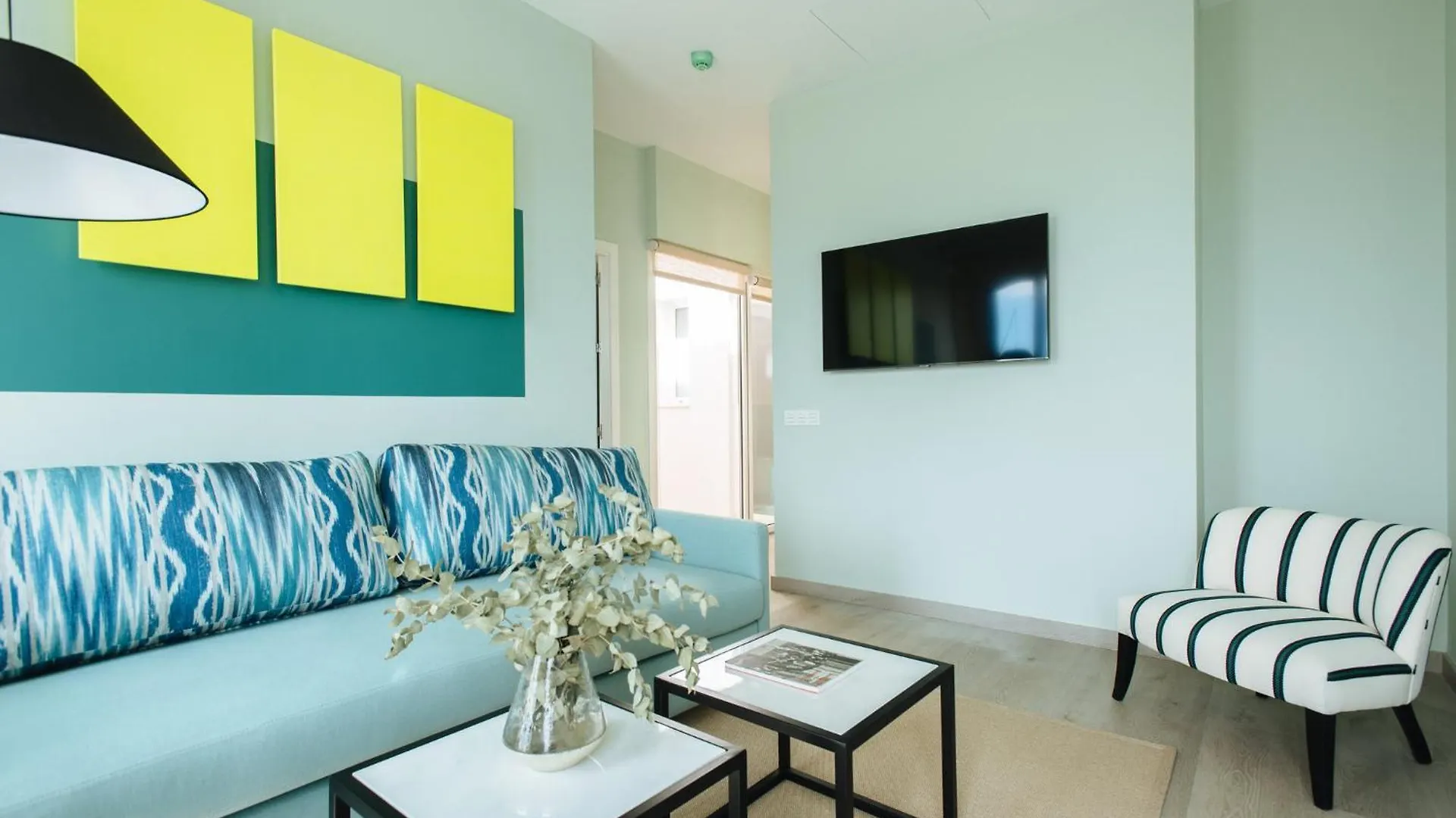 Sercotel Sevilla Guadalquivir Suites 0*, セビリア スペイン