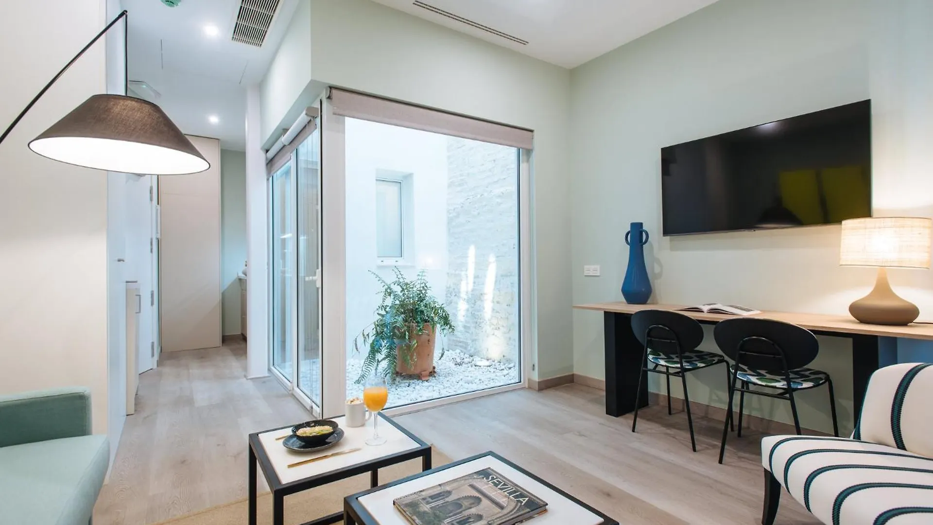 Apartment Sercotel Sevilla Guadalquivir Suites Spain